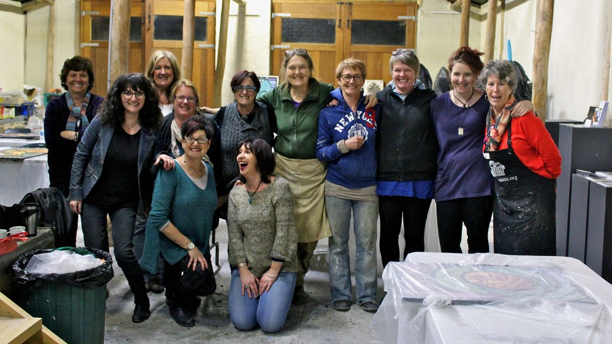 Deborah Halpern Student Workshop with Students Students at Deborah Halpern’s Warrandyte Studio
